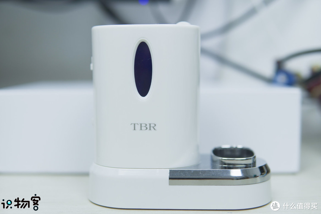 双重卫生保护——TBR紫外线杀菌超声波电动牙刷