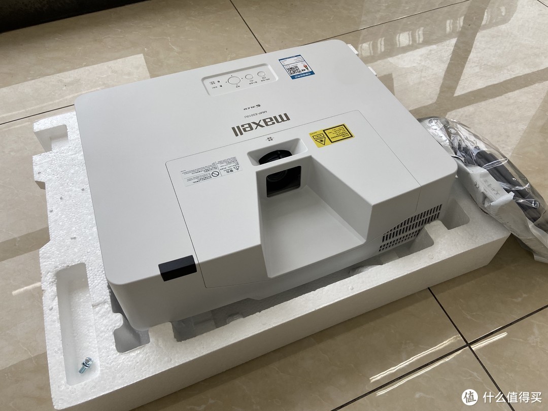 商教性价比神器——麦克赛尔 maxell 激光投影机 E5010U 评测