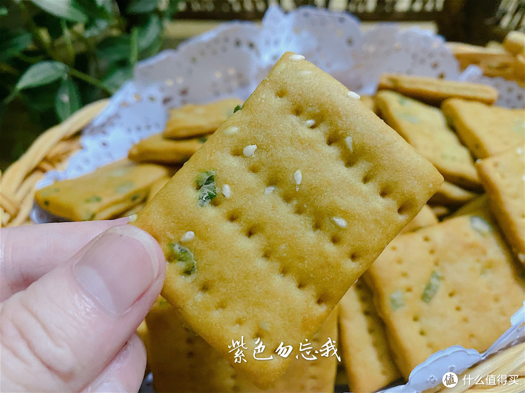 想吃饼干自己在家做，香酥可口，简单零失败，学会再也不用买