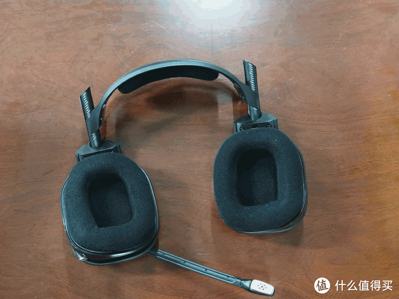 体验罗技（G）Astro A40电竞游戏耳机，值得入手吗？