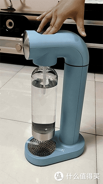炎炎夏日，来自制一杯“肥宅快乐水”吧！ - 体验AirSoda Pro 880 气泡水机
