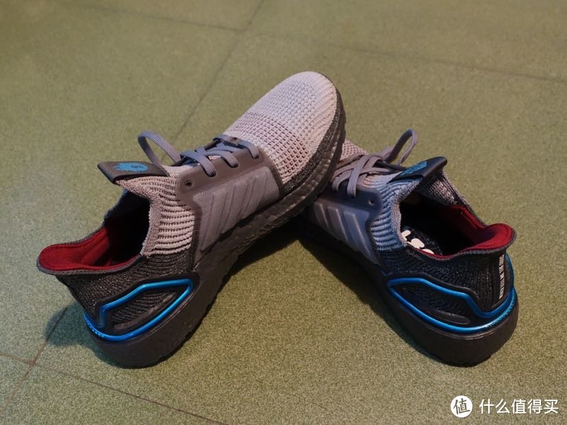 Ultra Boost 19 星战限定版开箱