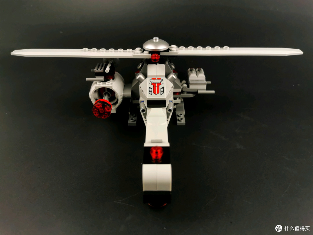 神速力vs神速力!乐高76098 神速力冰封追击 评测