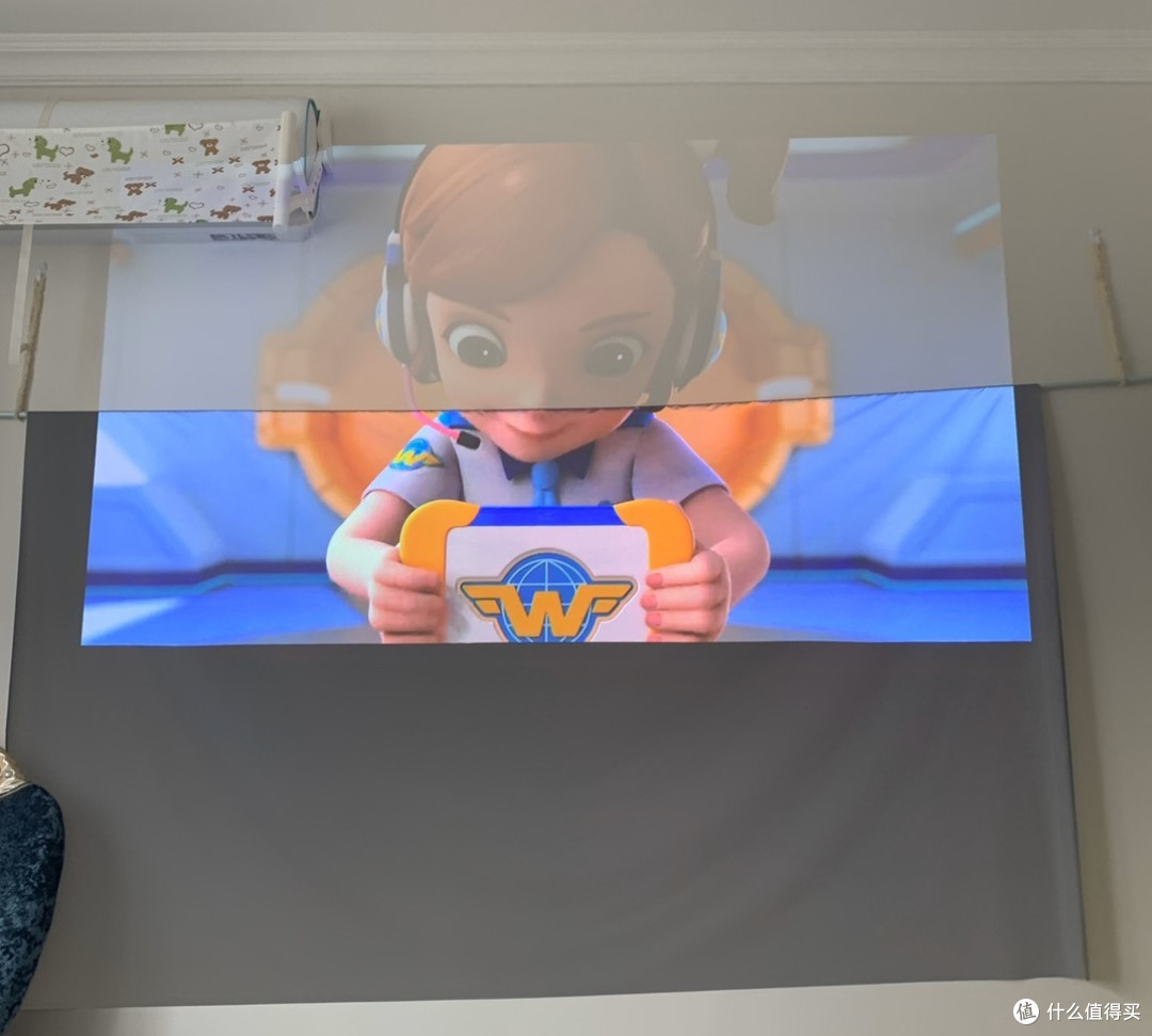 关于短焦 or 中长焦幕布的选购杂谈 —— 附不同幕布对比