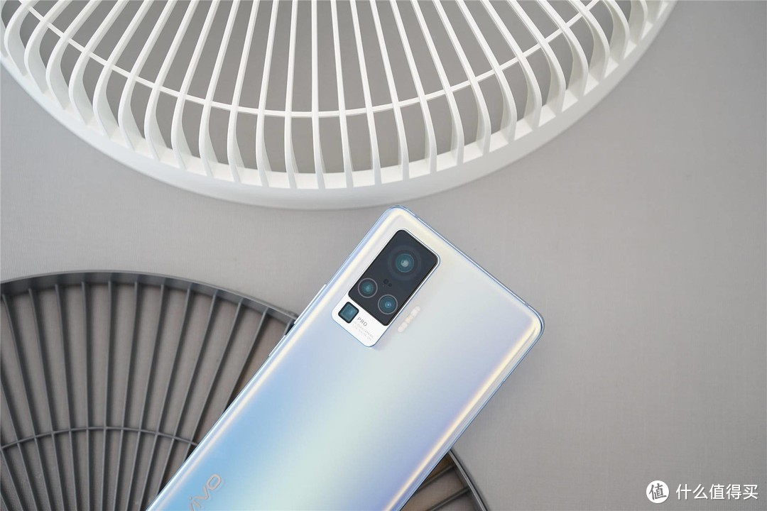 vivo X50 Pro深度评测：微云台超感光主摄能给我们带来些什么？