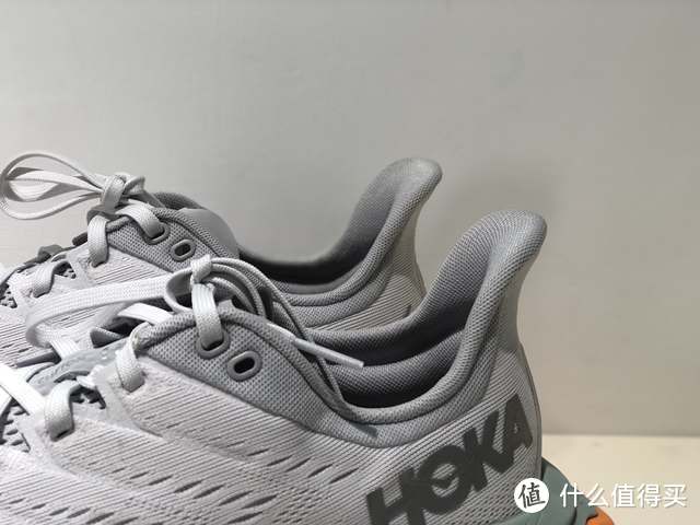 HOKA one one大赏，这鞋底也太太太太厚了吧！