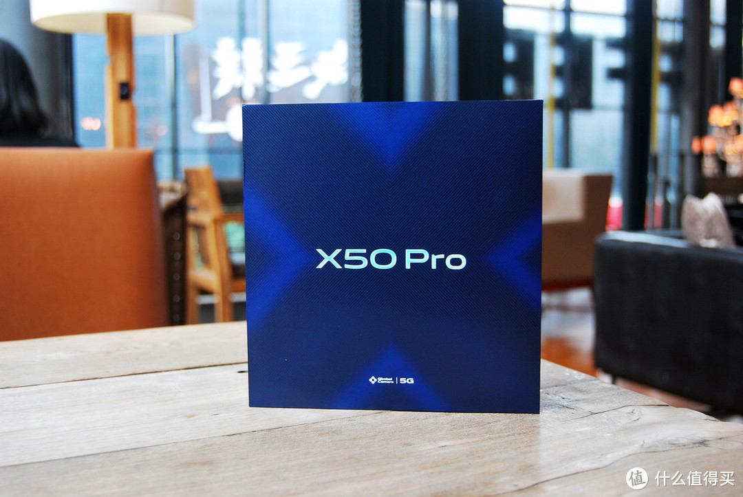 爱上自拍的专业影像旗舰手机——vivo X50 Pro
