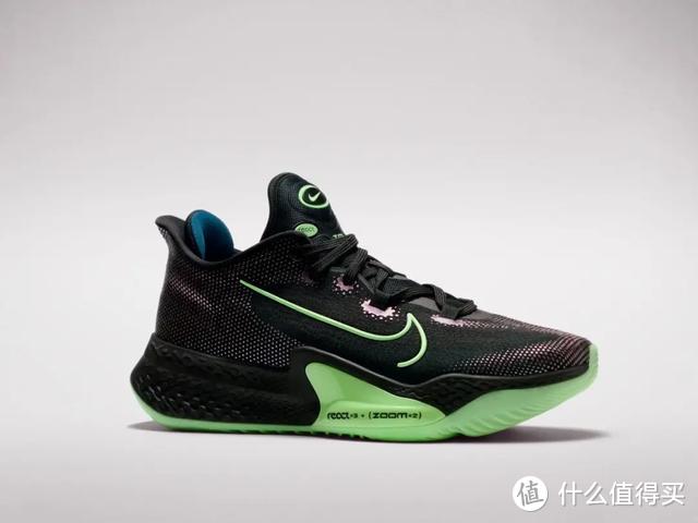 Nike“奥运年”篮球鞋来袭，它能成为HD的继任者吗？