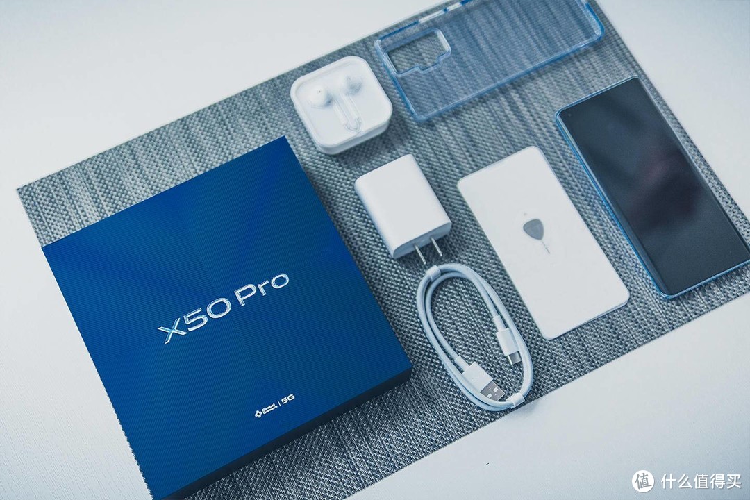 超稳微云台，夜拍、视频提升如何？vivo X50 Pro上手实测