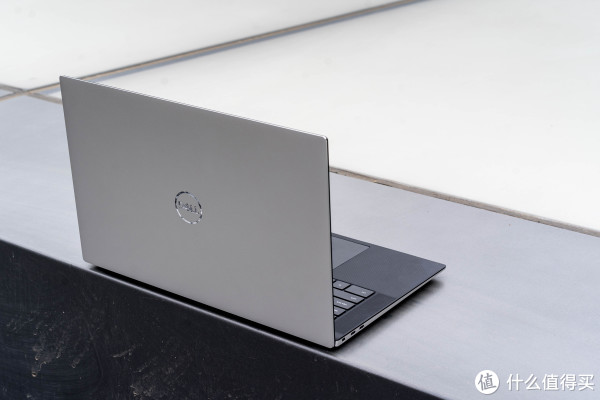 Dell XPS 15 9500评测：除了屏幕还剩下什么？_笔记本电脑_什么值得买