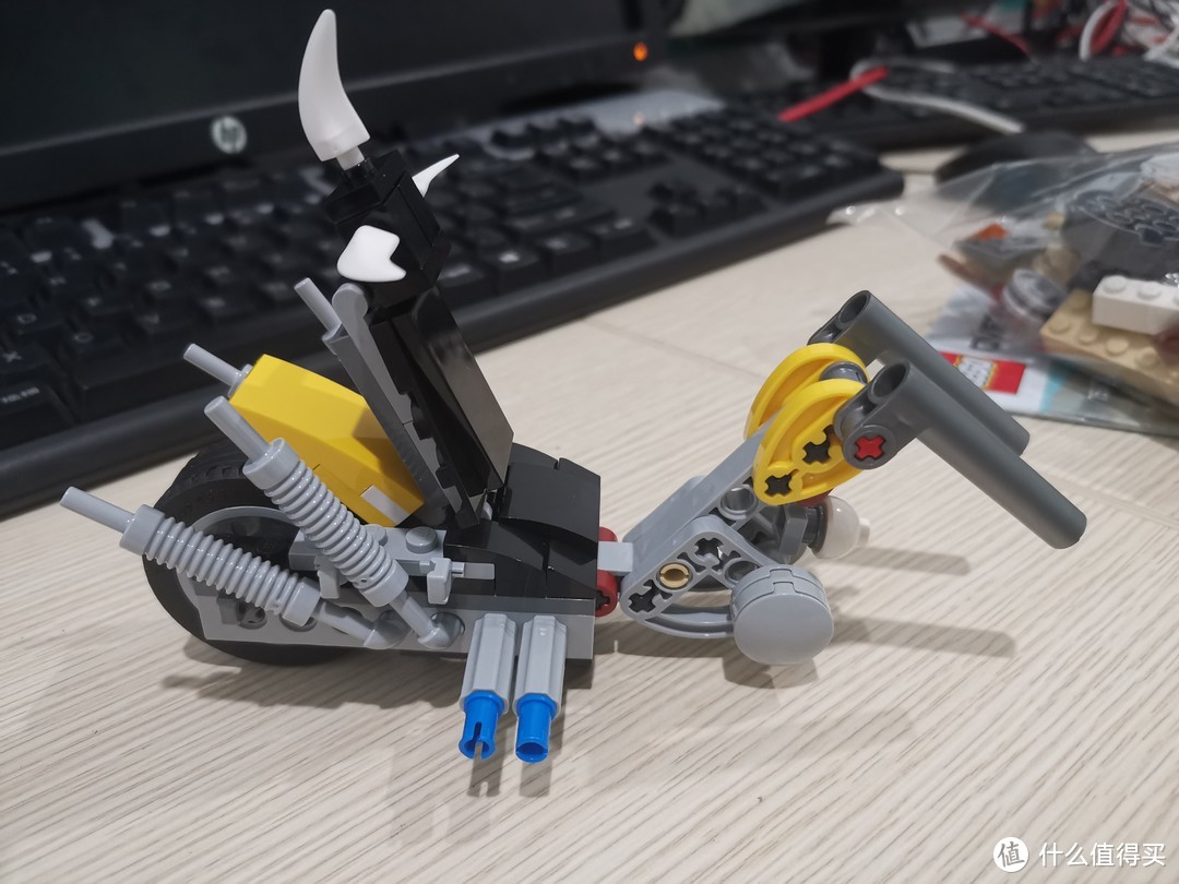 LEGO 75977 守望先锋之狂鼠和路霸