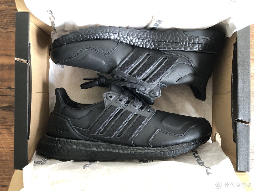 阿迪达斯UltraBOOST leather开箱