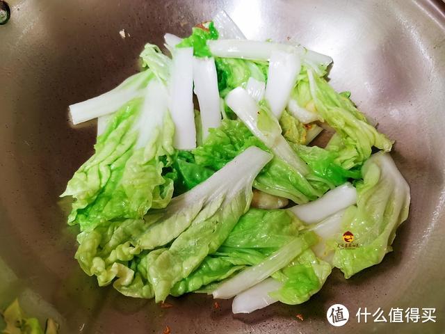 这食材浑身是宝，才1元一斤，家家吃得起，三头两天就要吃