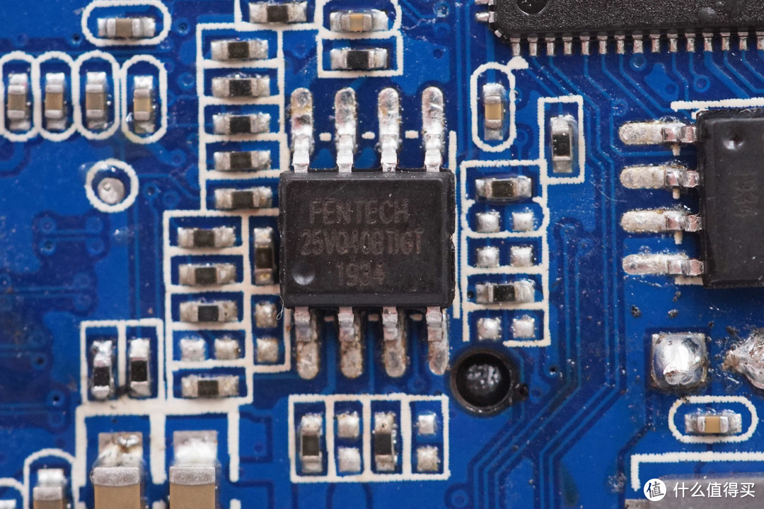 拆解报告：ACASIS阿卡西斯M.2 NVME固态移动硬盘座M03