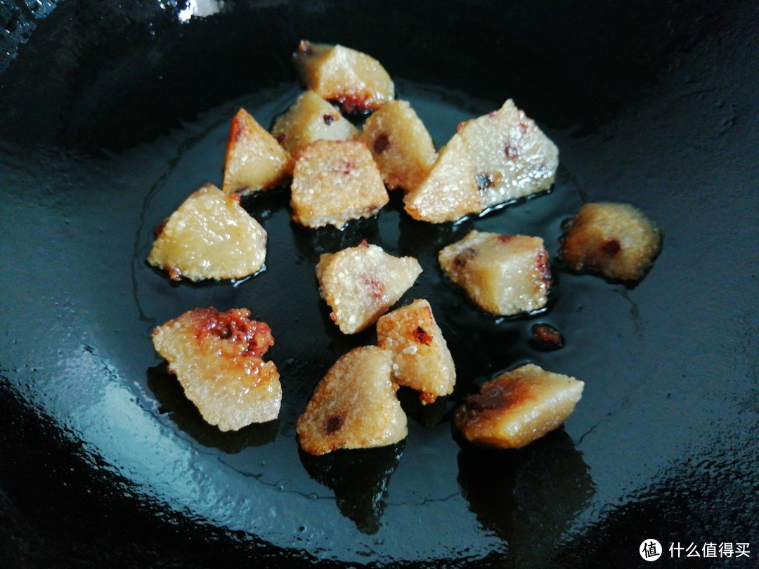 “粽”身一变，粽子吃出新花样，是菜也是主食，酸甜可口超解腻