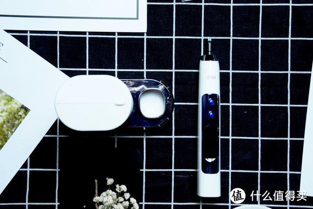 专属UV紫外杀菌室为口腔健康护航——TBR电动牙刷开箱