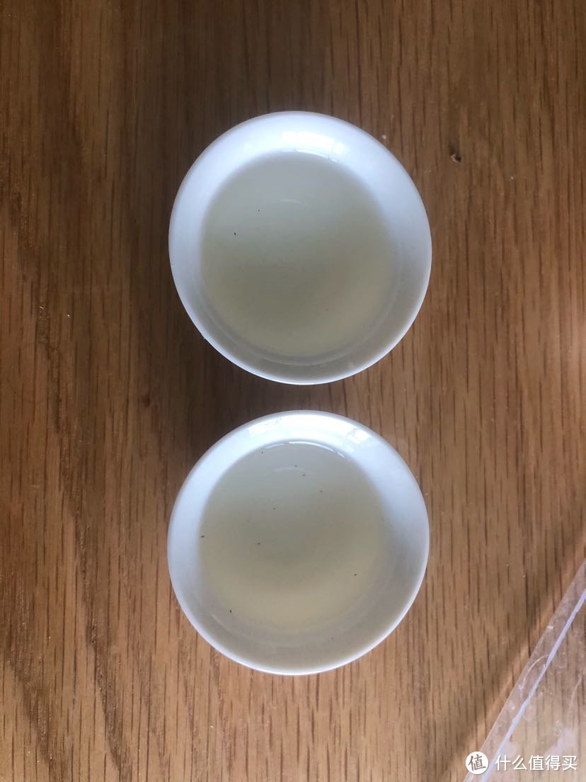 第一泡的茶汤