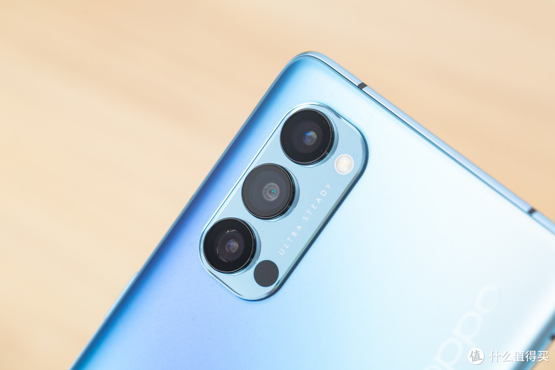 OPPO Reno4 Pro 5G手机上手体验，轻薄小巧设计吸睛