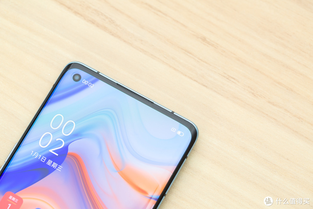 OPPO Reno4 Pro 5G手机上手体验，轻薄小巧设计吸睛