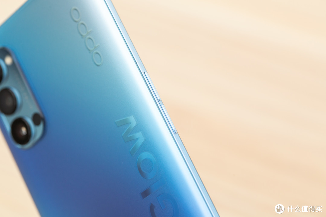 OPPO Reno4 Pro 5G手机上手体验，轻薄小巧设计吸睛