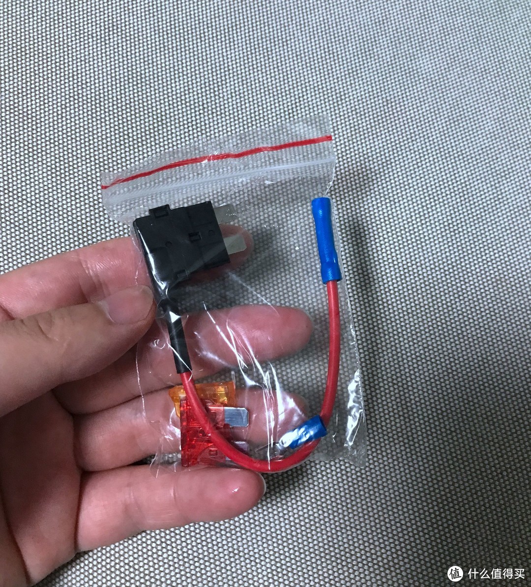 Leon爱车故事篇八 保险盒取电 自己安装行车记录仪 行车记录仪 什么值得买