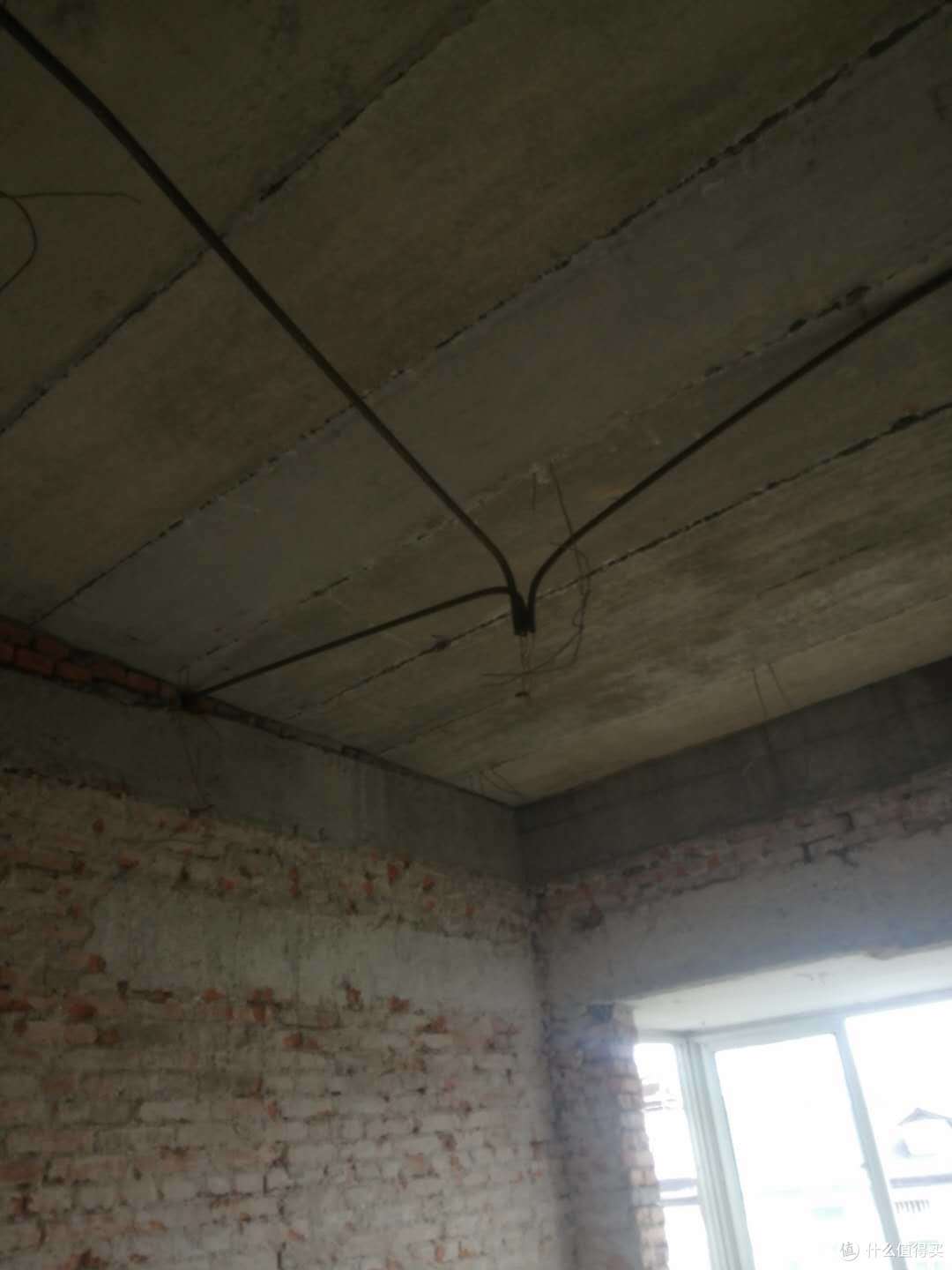 家装经验谈篇二十八那个胖师傅老房子的房顶怎么弄才不开裂02