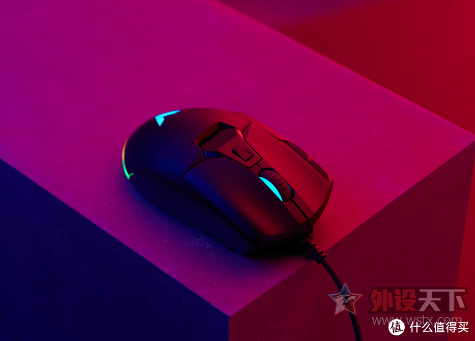 3种操控方式 雷柏V330幻彩RGB游戏鼠标上市