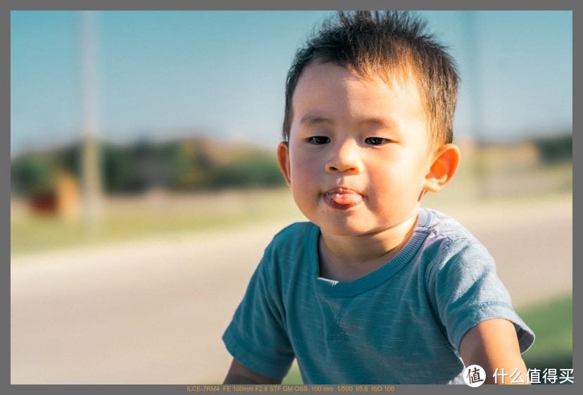 索尼FE 100mm f/2.8 STF GM｜你看这球，它又大又圆