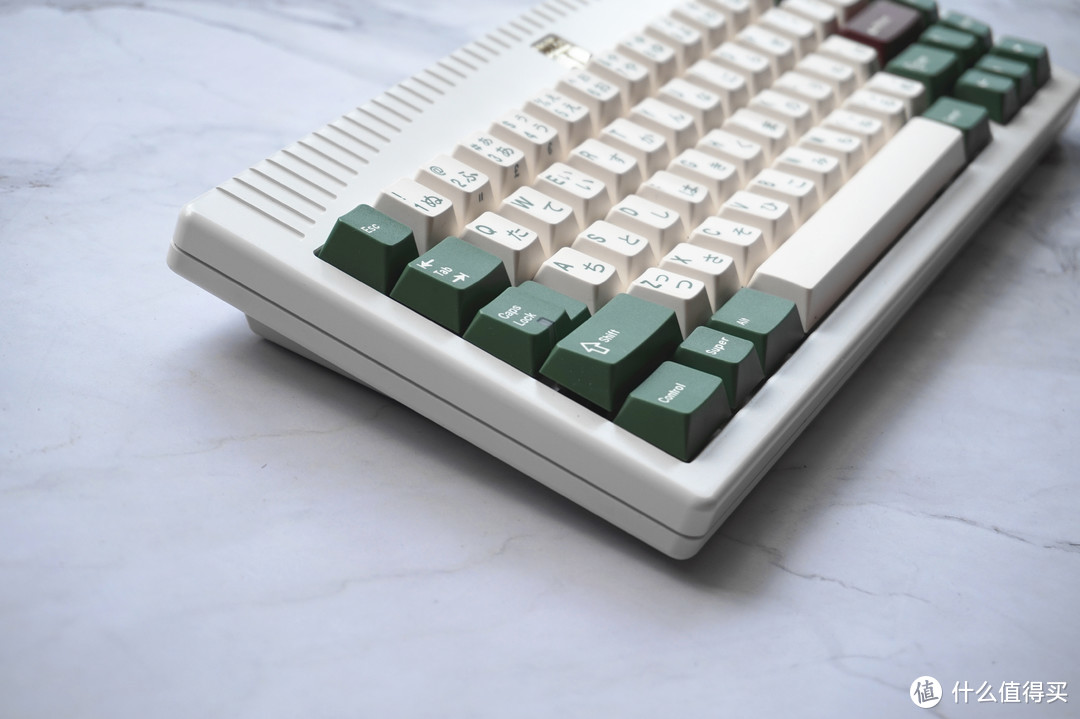 这套键帽顶三把ikbc？—GMK Camping R2二色键帽开箱体验