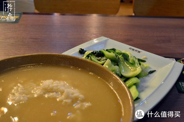 重庆品牌“开饭开饭”，便宜实惠不懂营销，小锅菜版的乡村基