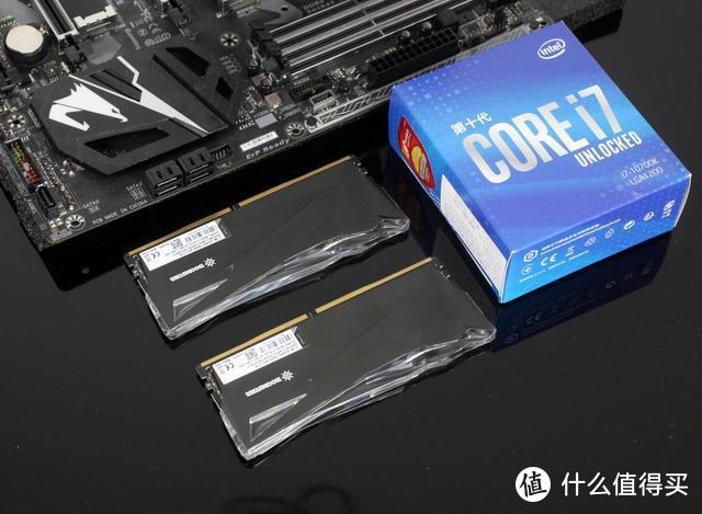 影驰星曜DDR4 3600内存评测：玩灯、玩超频，看哪样适合你？