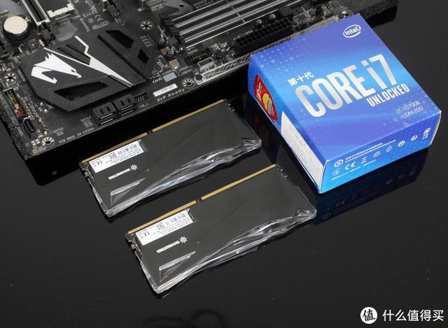 影驰星曜DDR4 3600内存评测：玩灯、玩超频，看哪样适合你？