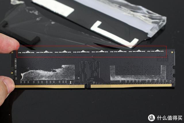 影驰星曜DDR4 3600内存评测：玩灯、玩超频，看哪样适合你？