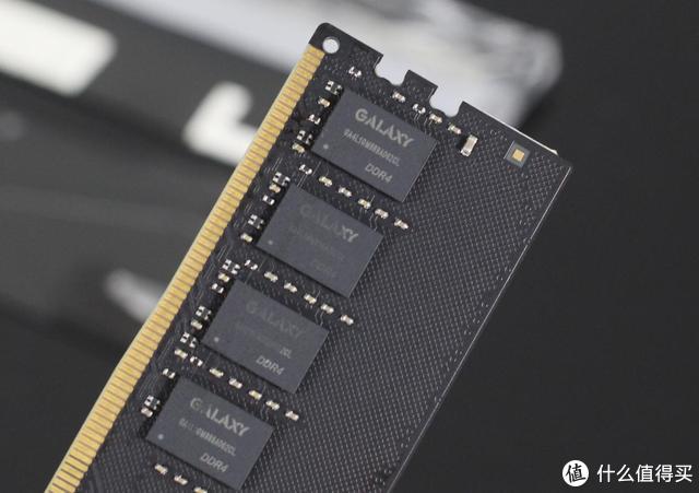 影驰星曜DDR4 3600内存评测：玩灯、玩超频，看哪样适合你？