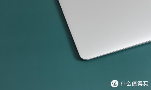 2K剁手MacBook笔记本，果粉：我读书少，你不要骗我