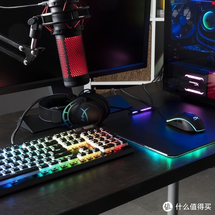 布丁键帽、自研红轴、砍掉掌托：金士顿推出HyperX Alloy Elite 2阿洛伊精英2游戏机械键盘