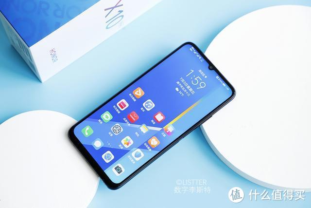 大屏党新福利，全能型5G手机荣耀X10Max图赏