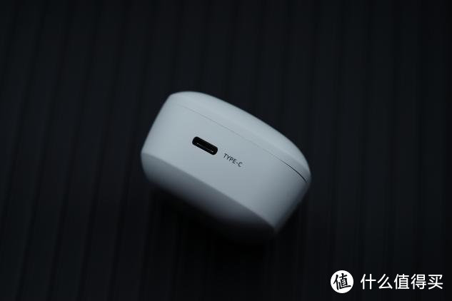 海贝WH3开箱评测：全球首款LDAC真无线耳机，为音质而生的原创设计。