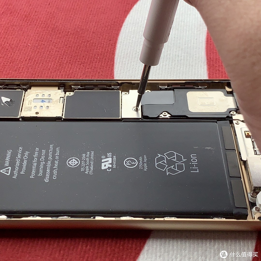 超大杯的安心-华严苛 iPhone 6S plus 电池使用评测