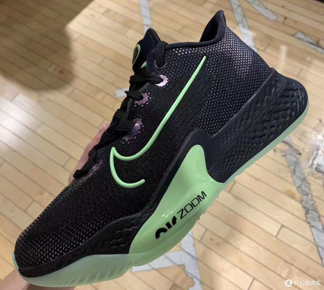 别急冲,更适合跑步,健身,压马路的*级篮球鞋nike air zoom bb nxt开箱