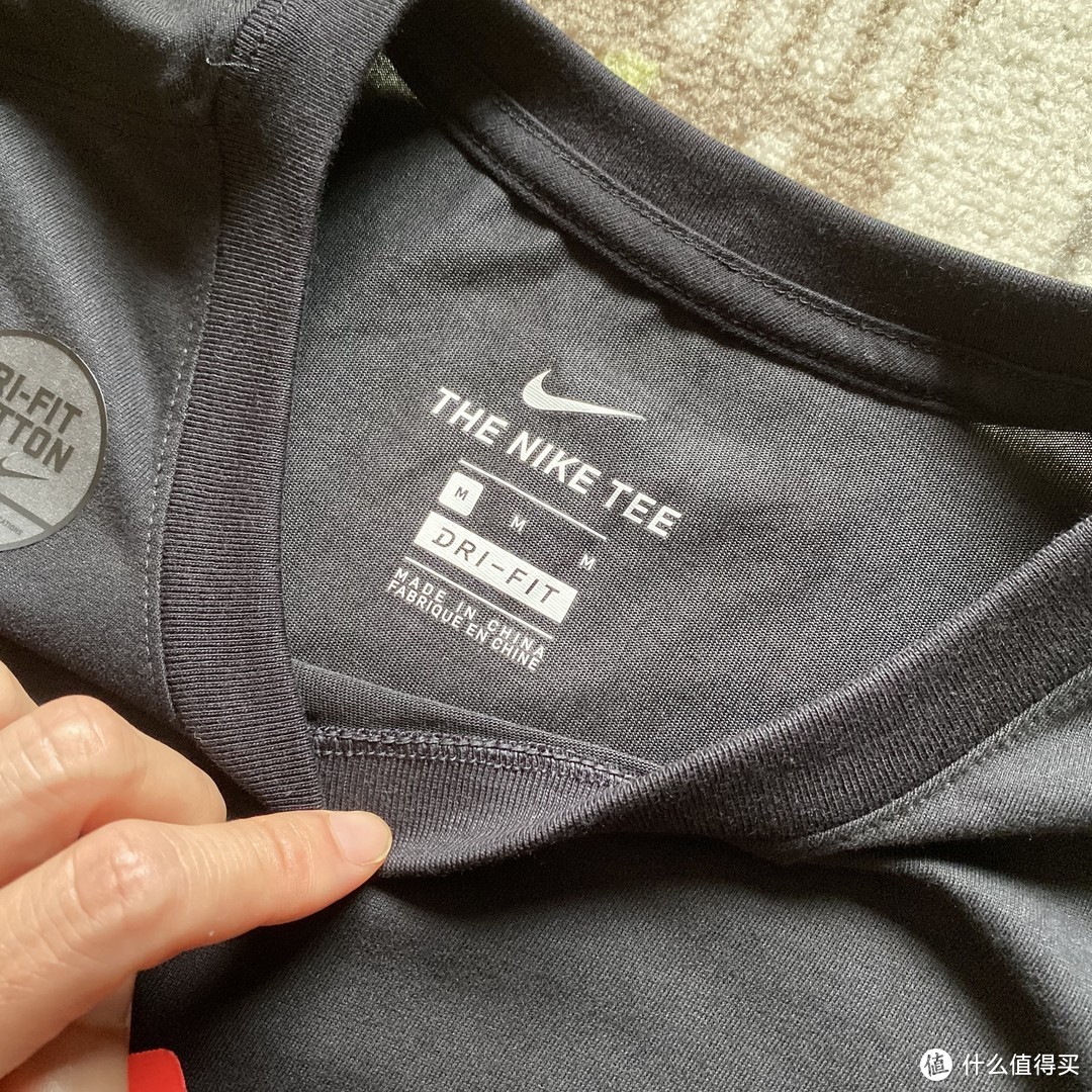 NIKE DRI-FIT TRAIL速干T恤