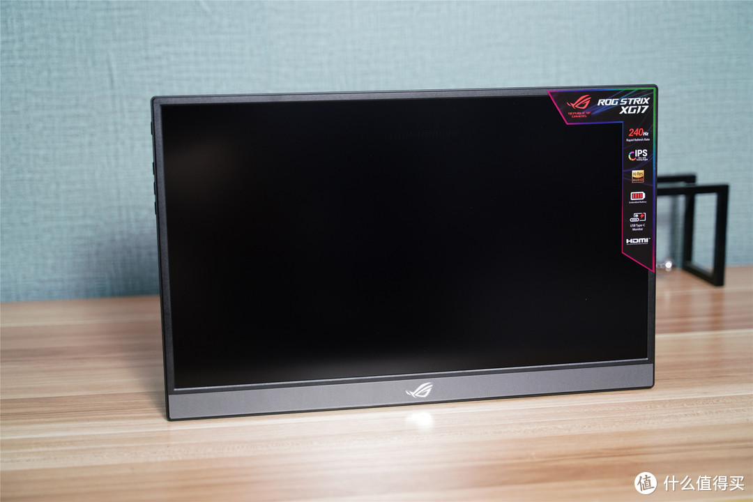 全球首款240Hz+3ms电竞便携显示器，ROG XG17AH评测