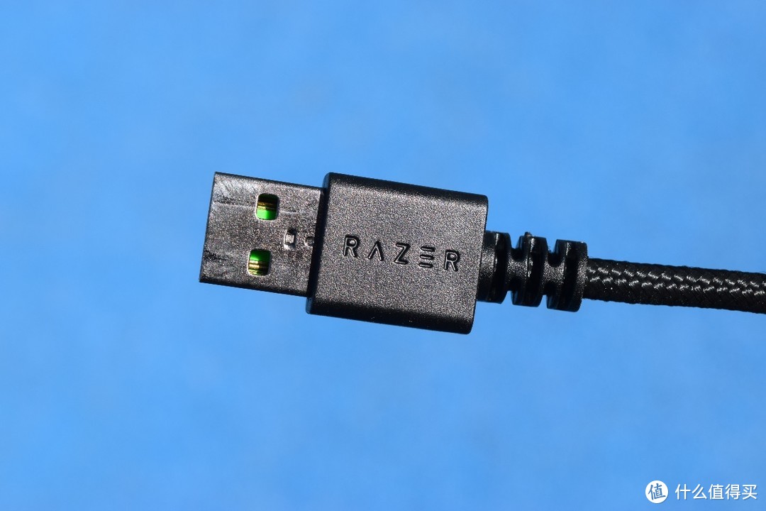 从机械键盘回到薄膜键盘？Razer雷蛇ORNATA开箱点评