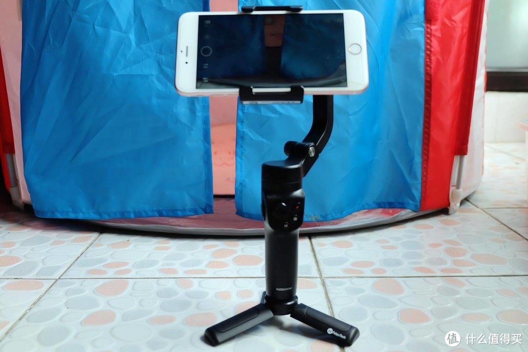 手机拍摄新玩法——飞宇Vlogpocket2入手体验
