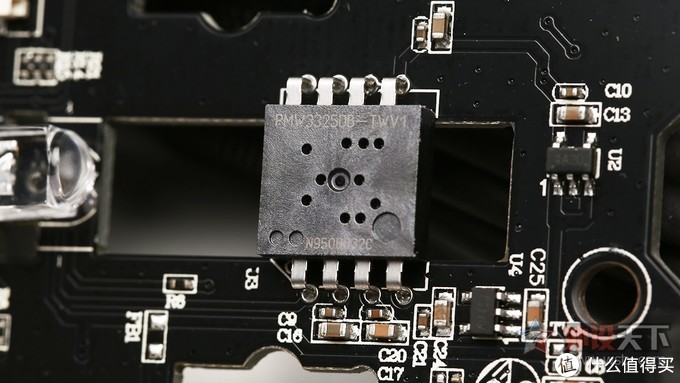 微星Interceptor DS102 RGB游戏鼠标拆解评测