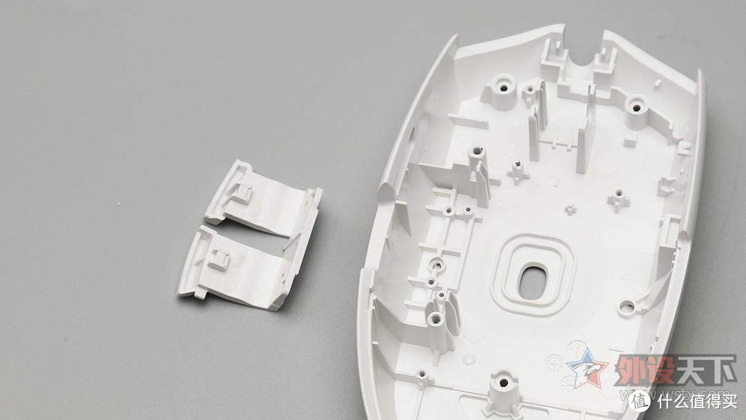 罗技G102 LIGHTSYNC游戏鼠标拆解评测