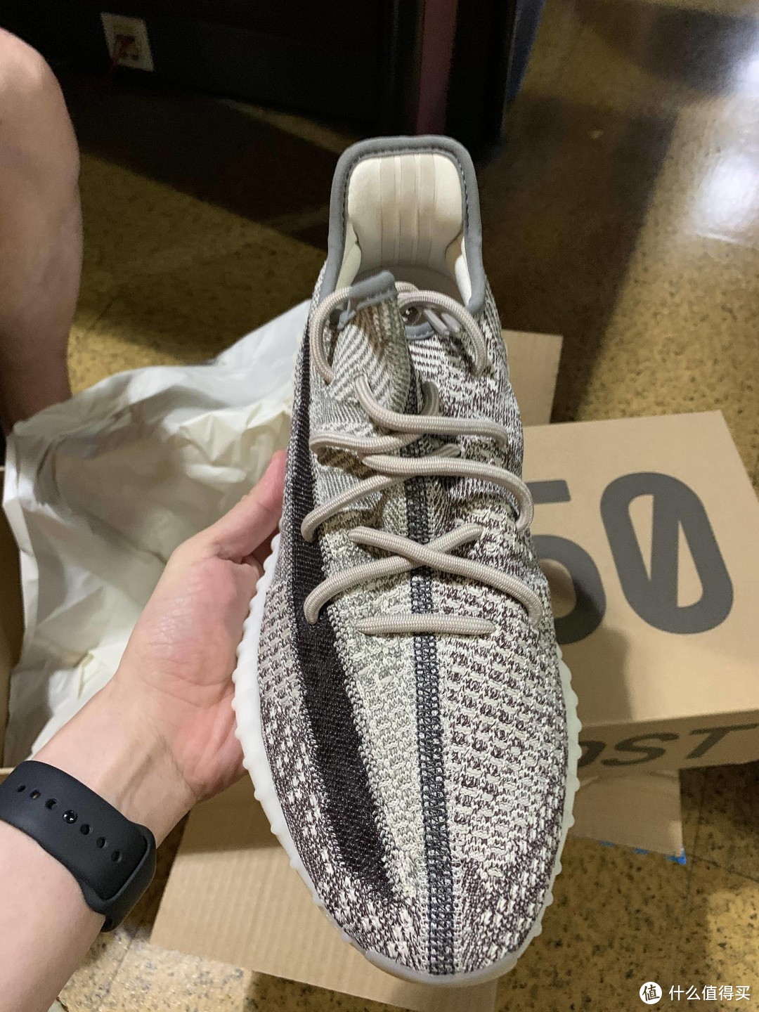 黑侧透 Yeezy Boost 350 V2