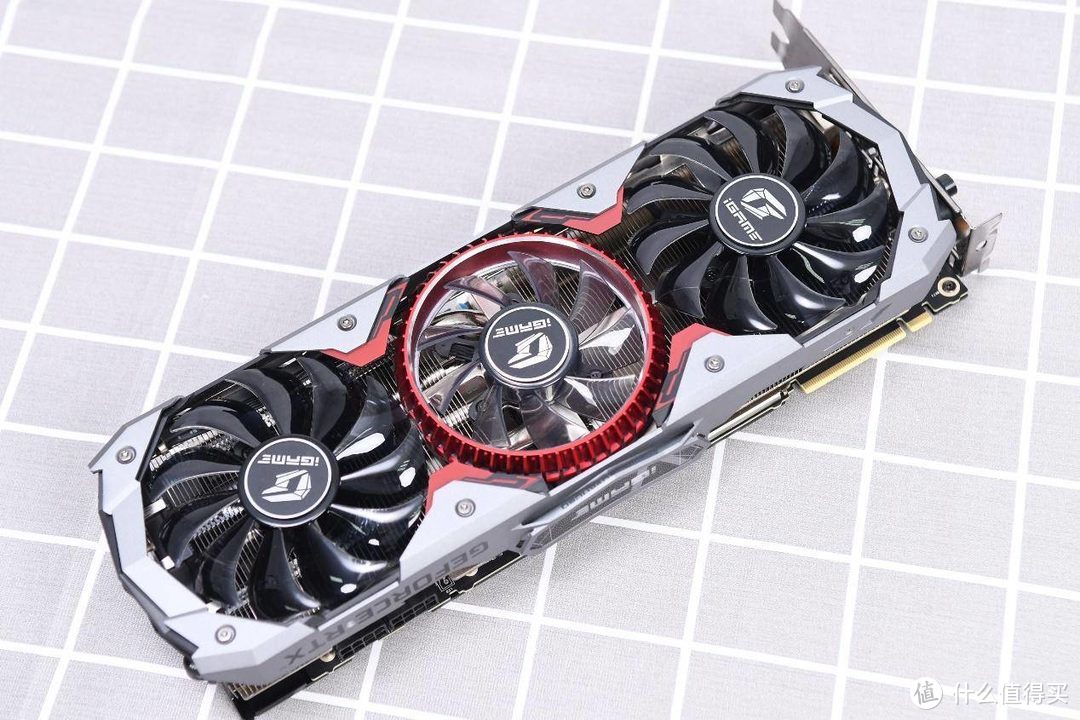 继续疯狂堆料 七彩虹Z490 VulcanX主板测试