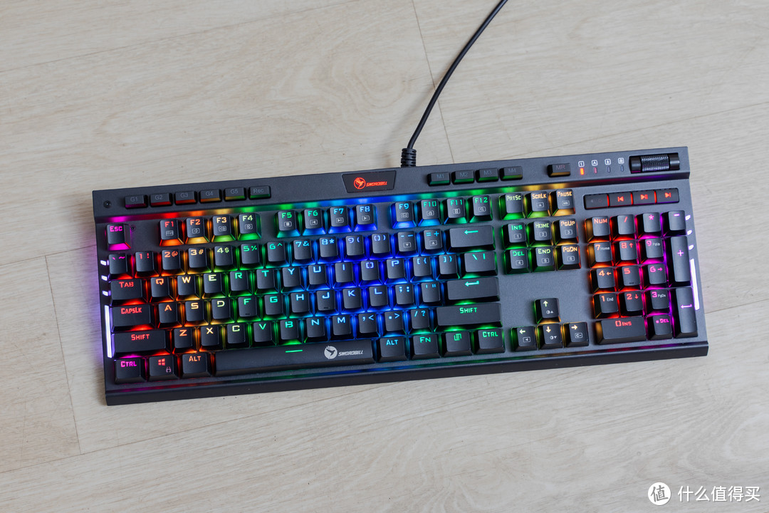 性价比超高的全能键盘——THU RGB机械键盘开箱
