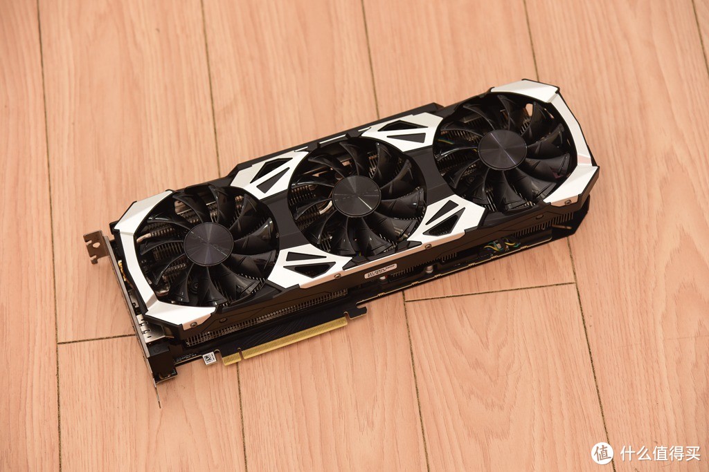 身临其境的选择—索泰RTX2080S实战光追与DLSS2.0！